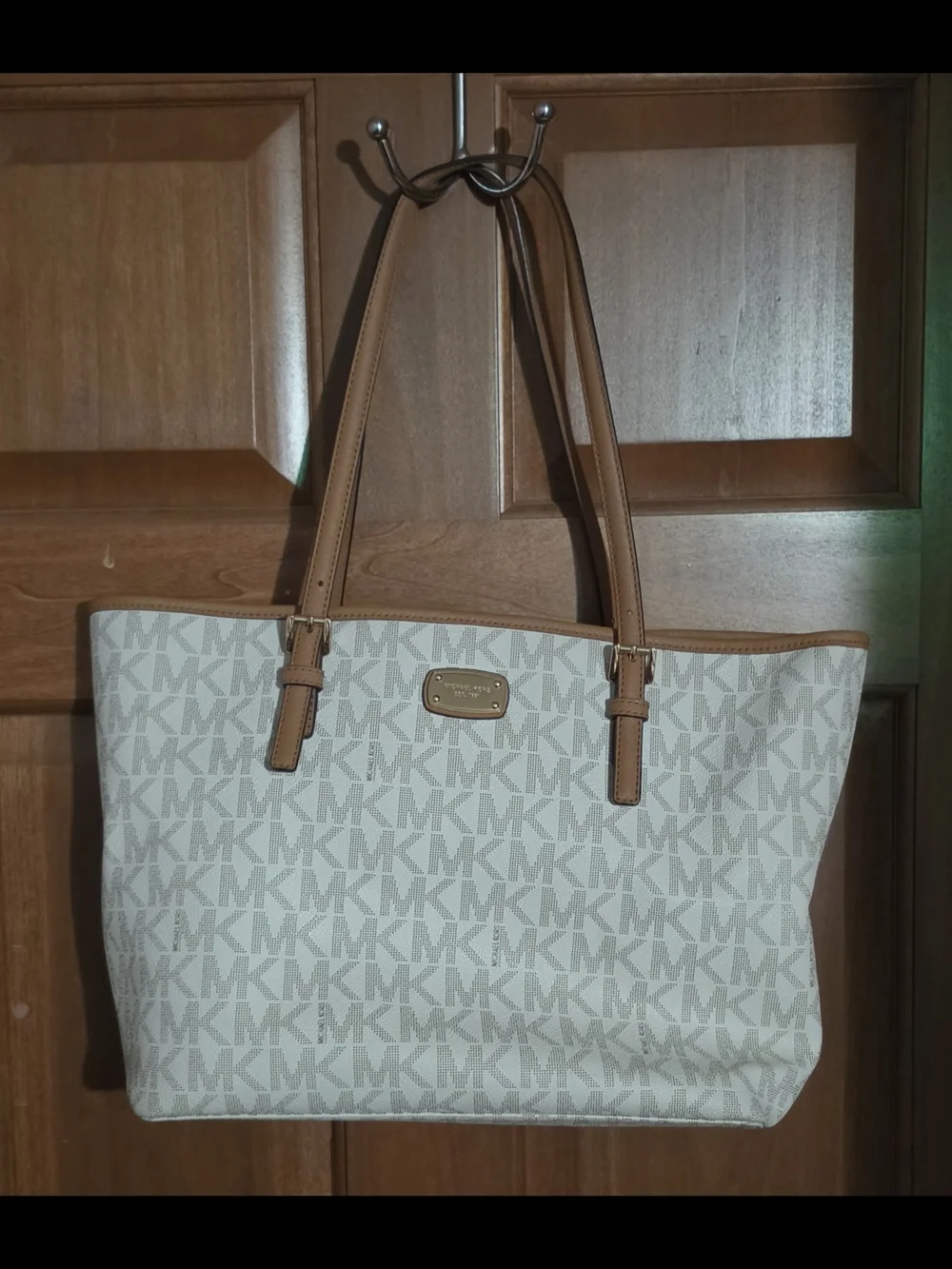 Michael Kors Jet Set Travel Tote